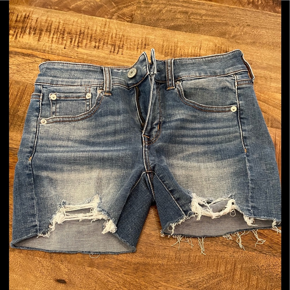 New! American Eagle super stretch shorts size 2